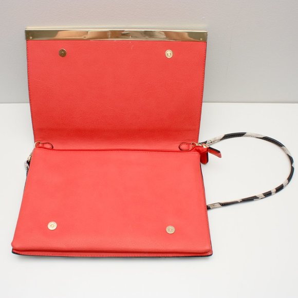 Aldo Womens Zebra Print Crossbody Shoulder Flat Wide Purse with Gold Accent - Picture 5 of 9